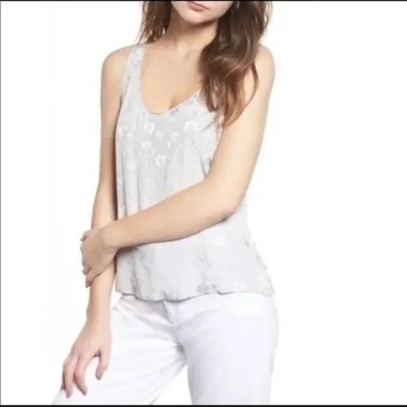 SOLD - Chelsea28 | Jacquard Print Floral Tank Size Size Small - Picture 1 of 1